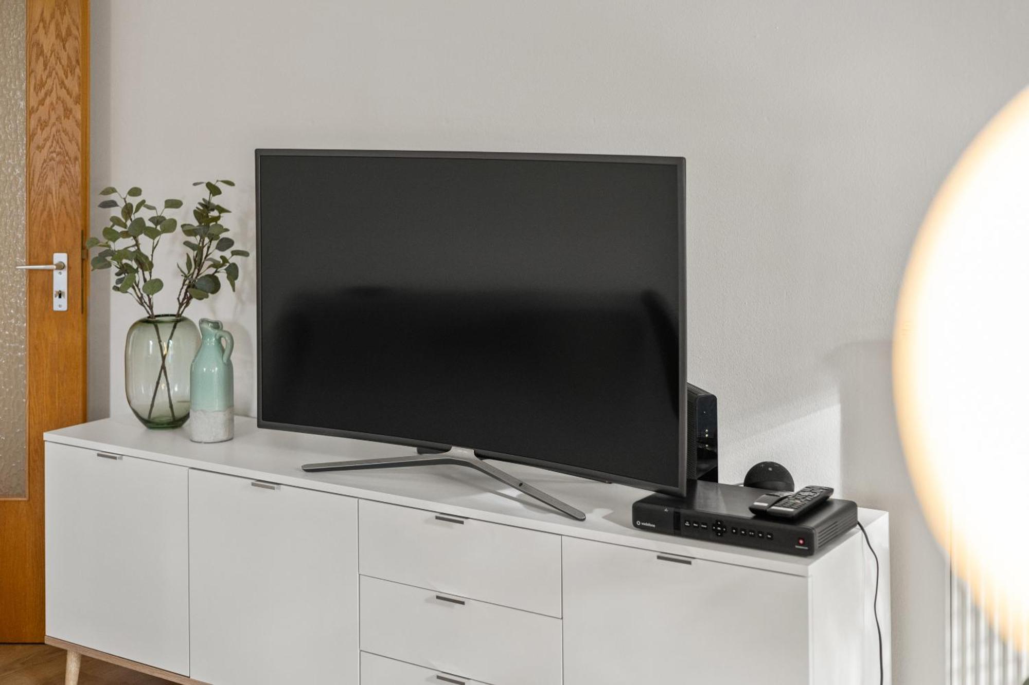 Ma - Modern 2p Apartment